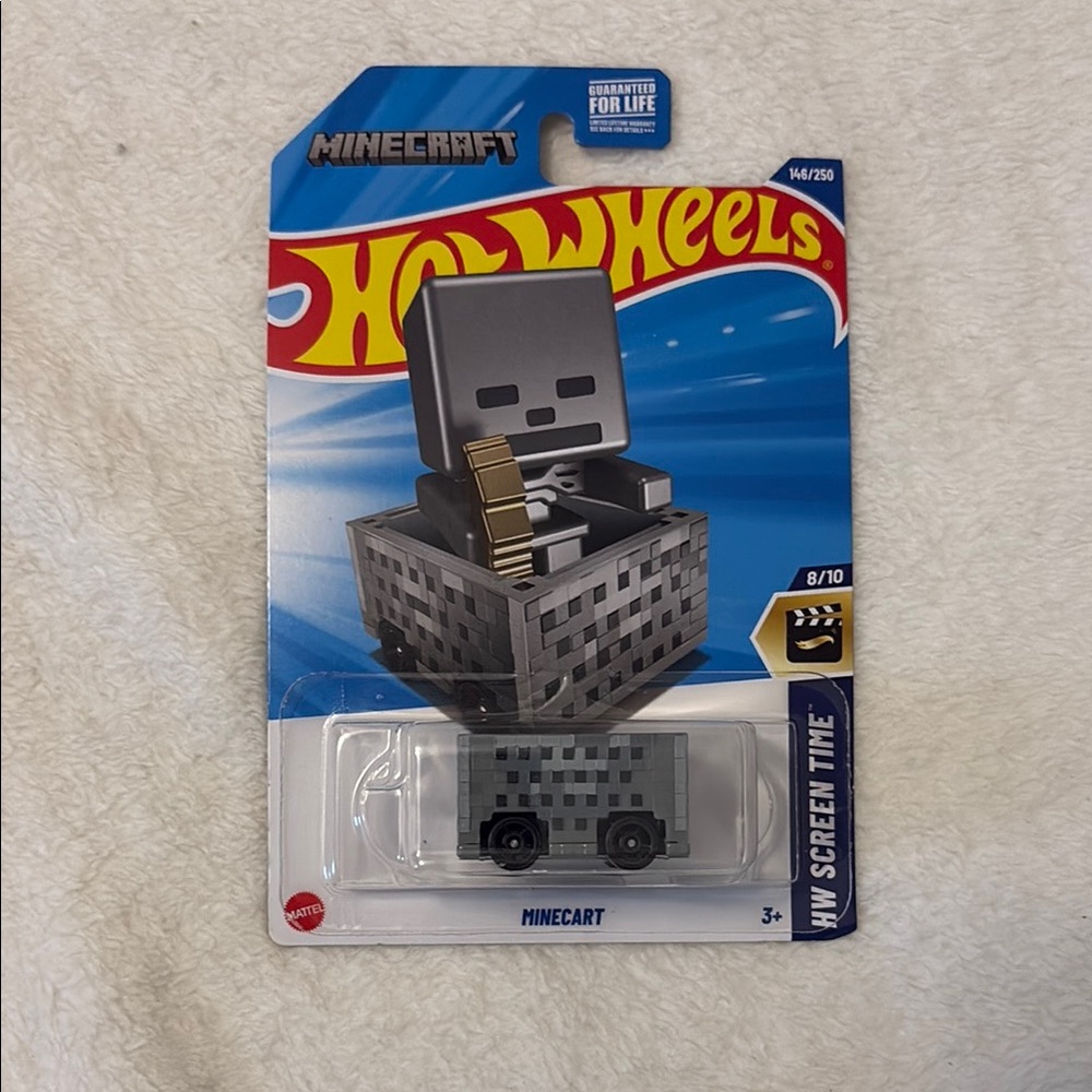 Hot Wheels Minecraft Minecart with Skeleton